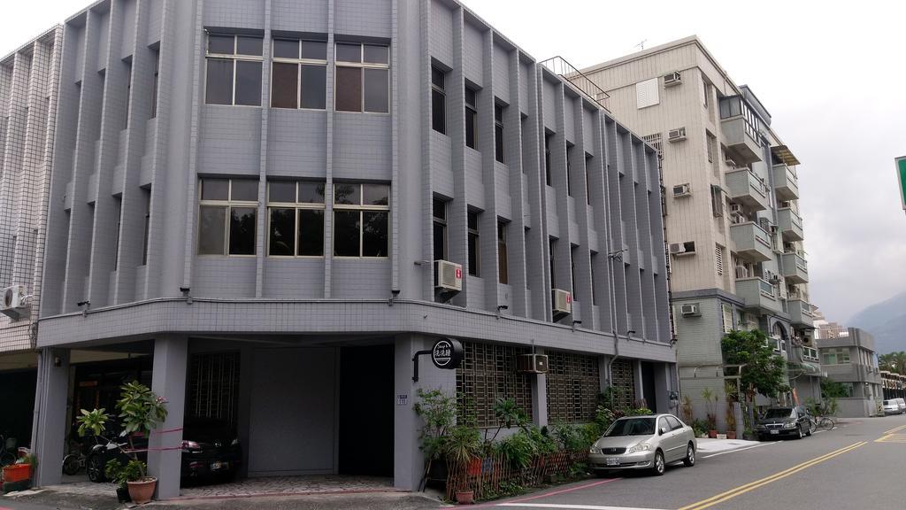 Sleep In Guest House Hualien Exterior foto