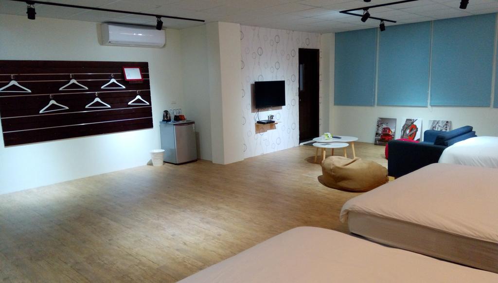 Sleep In Guest House Hualien Exterior foto